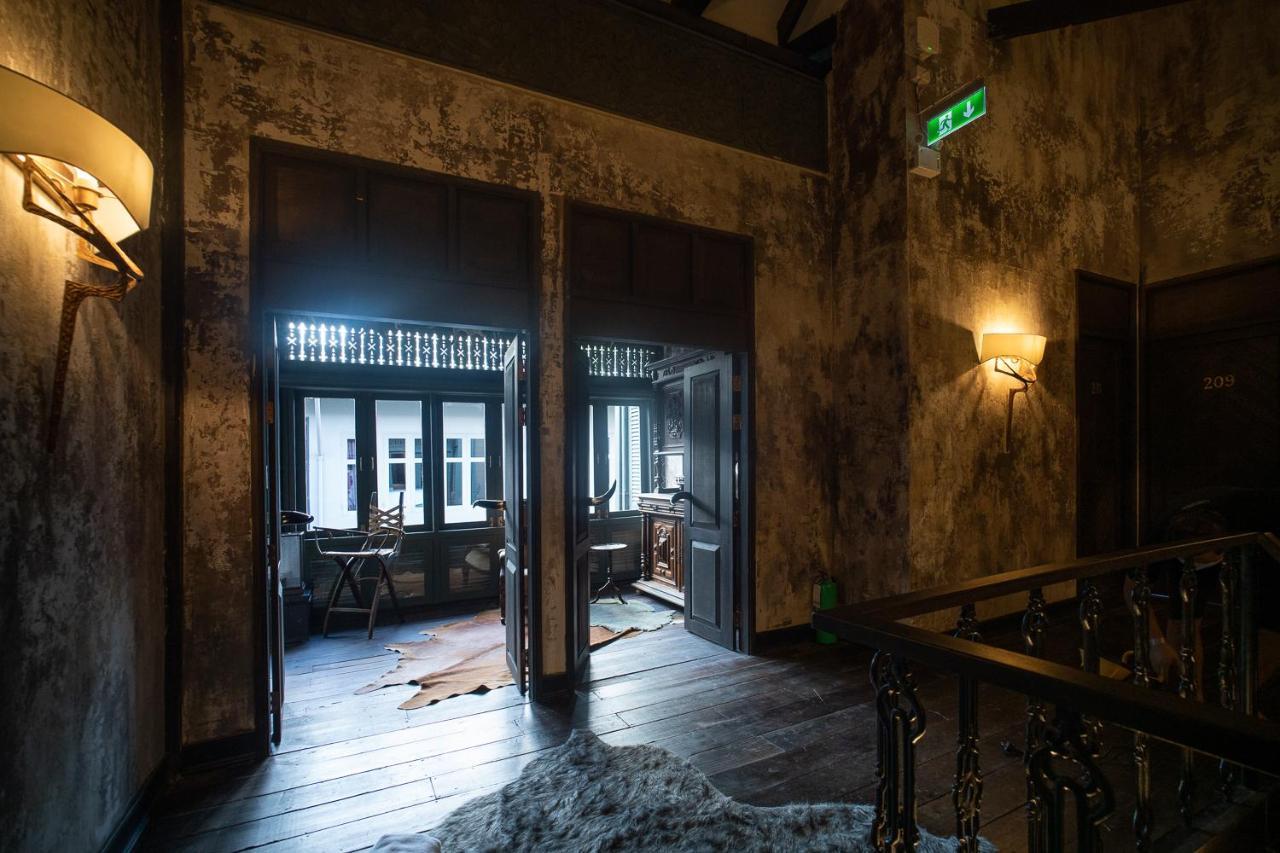 Baan Tuk Din Hotel Бангкок Экстерьер фото